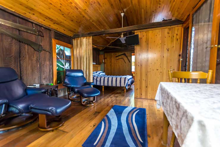 Mango Hut Accommodation