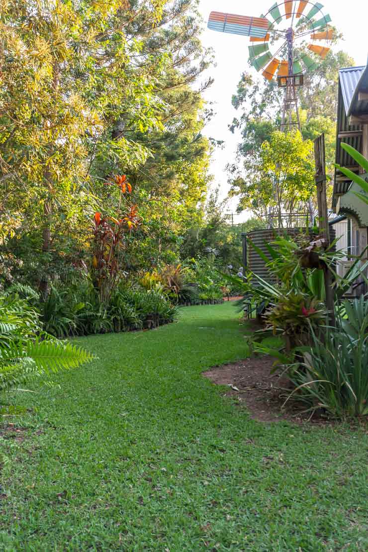 Bed and Breakfast Bundaberg Grounds